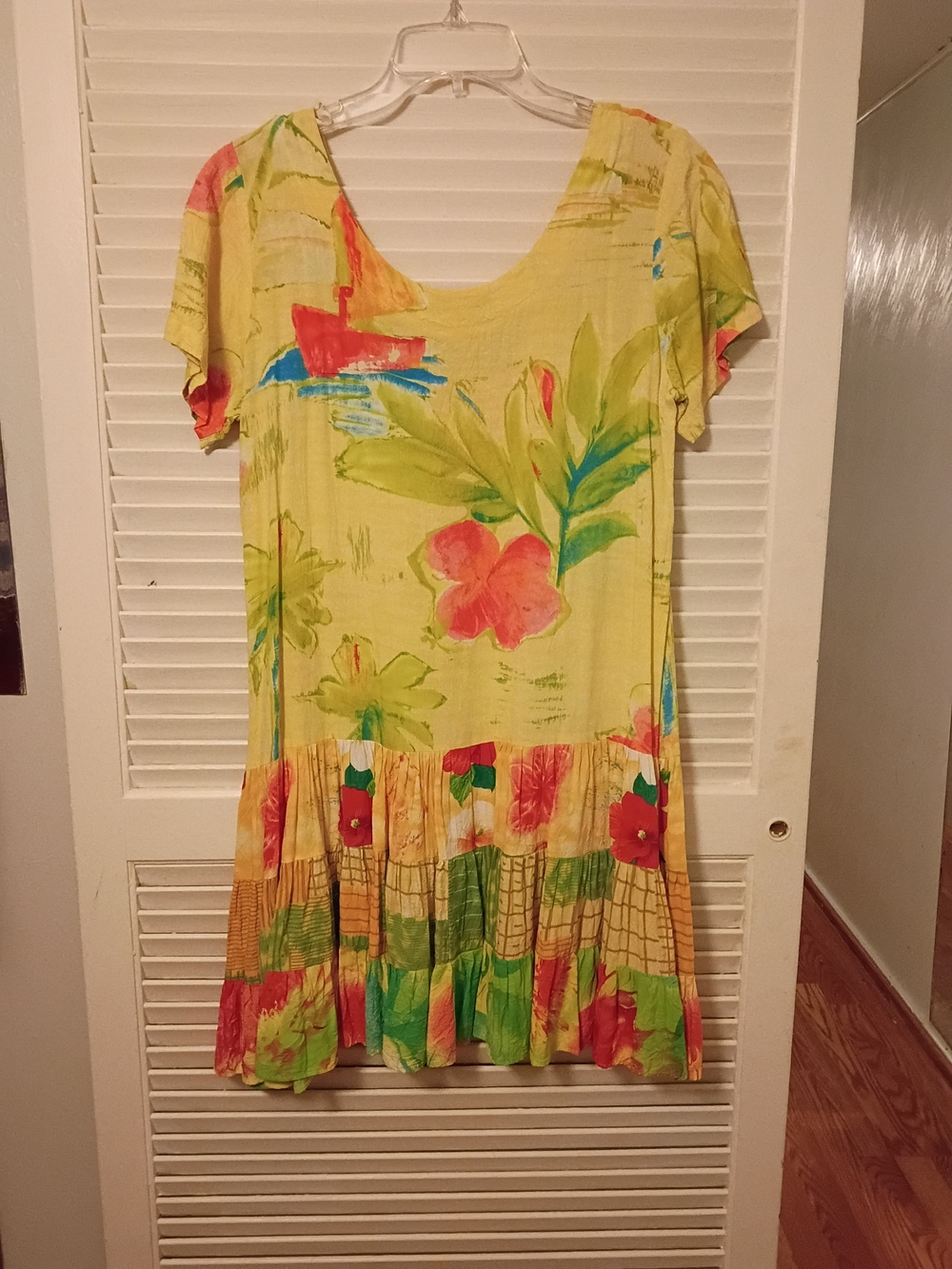 Jams World Yellow Floral V-Neck Short-Sleeve Tunic - Picture 5 of 5